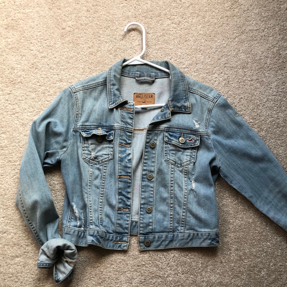 Hollister light blue cropped jean jacket